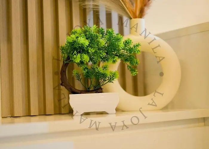 Shore Residences 2 Near Moa, Pasay 4*